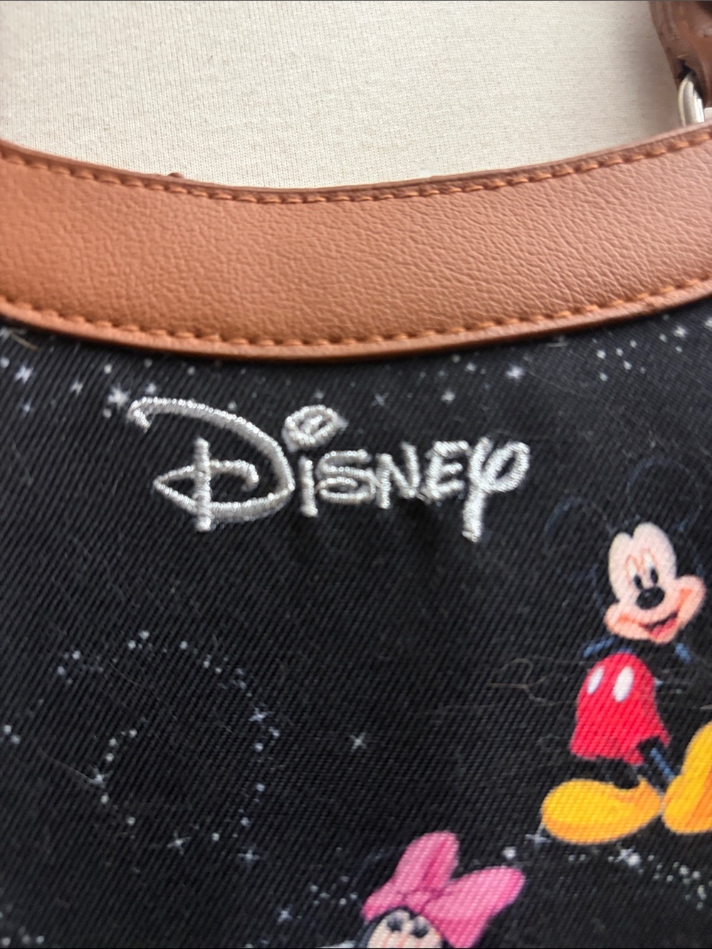LIKE NEW / The Bradford Exchange / Disney tote - Picture 3 of 7